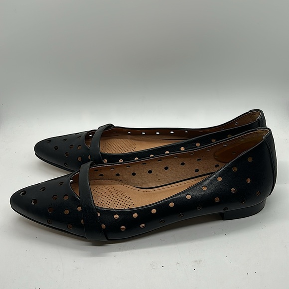 Corso Como Beautiful Black Leather Pointed Toe Flats Shoes **Size 6** 🌺🌺 - Picture 5 of 8